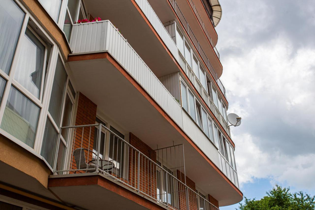 центр. вул. родини барвінських Apartment *